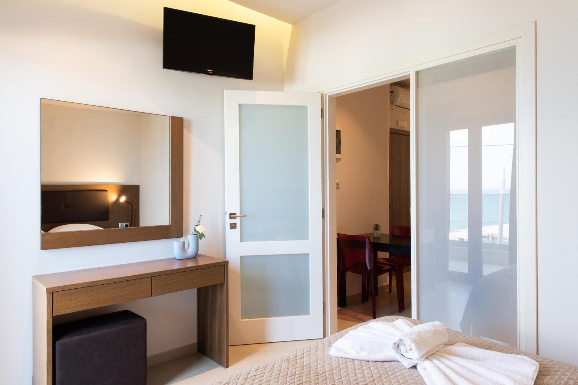 Panasia Seaview Apartments Kokkini Hani Eksteriør bilde